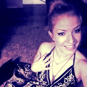 Meet your Posher, Courtney